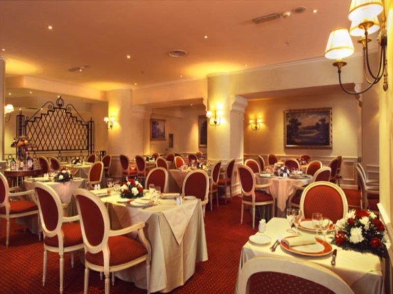 Hotel Grand Barone Di Sassj
